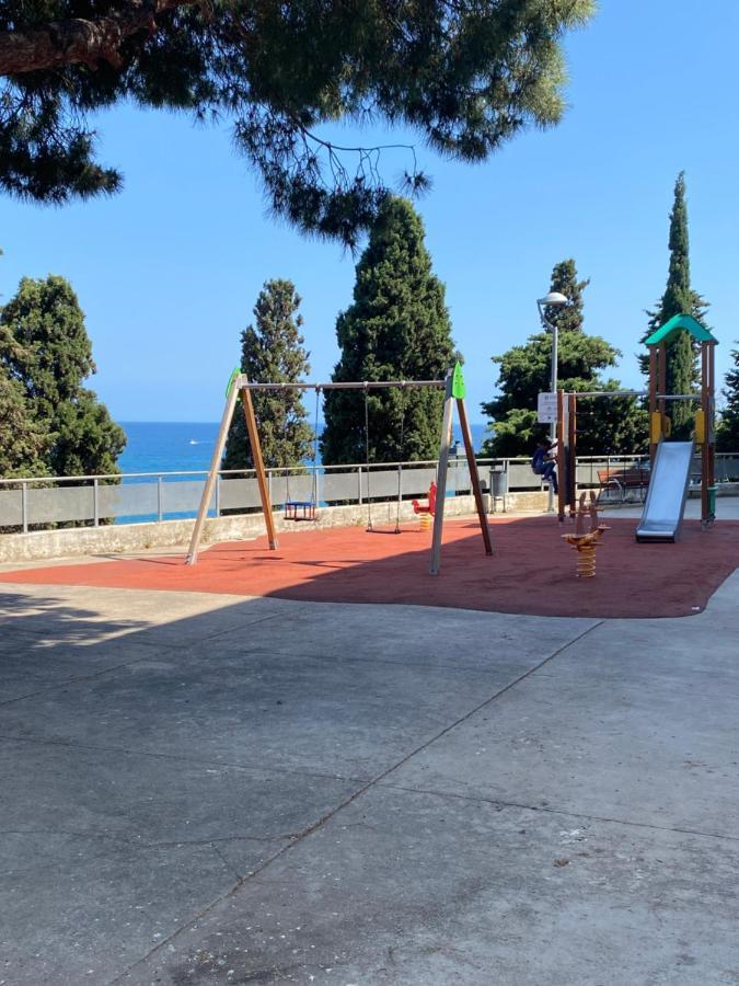 ארניס דה מר 3 Bdrm Apart Near The Sea! Great For Kids! מראה חיצוני תמונה